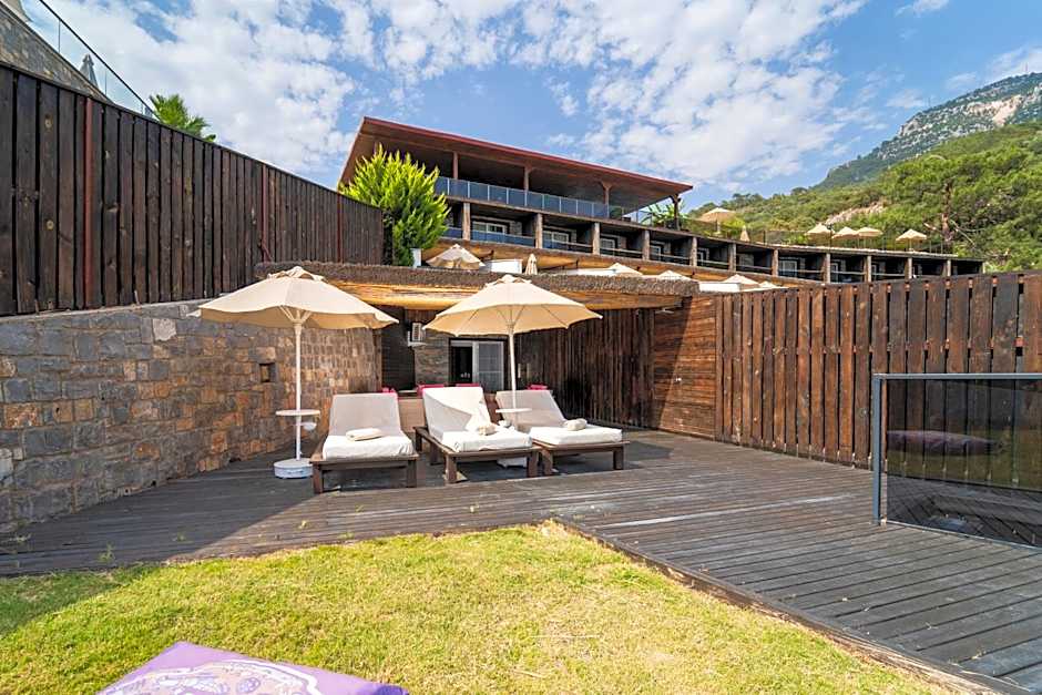 Manaspark Deluxe Hotel