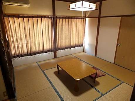 Japanese-Style Room