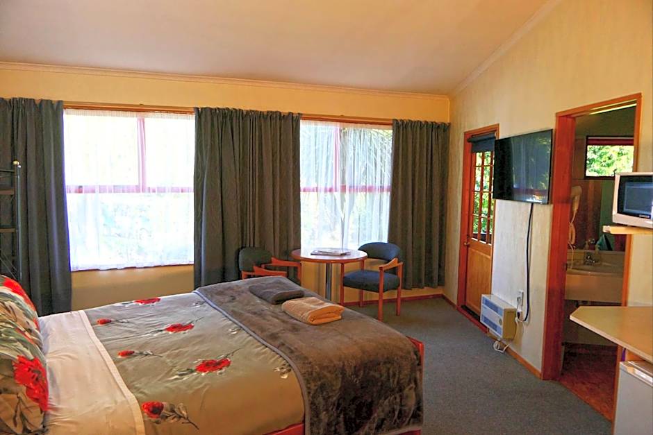 Queenstown Holiday Park Creeksyde