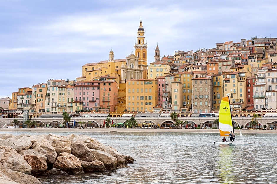 Hotel De Belgique à Menton