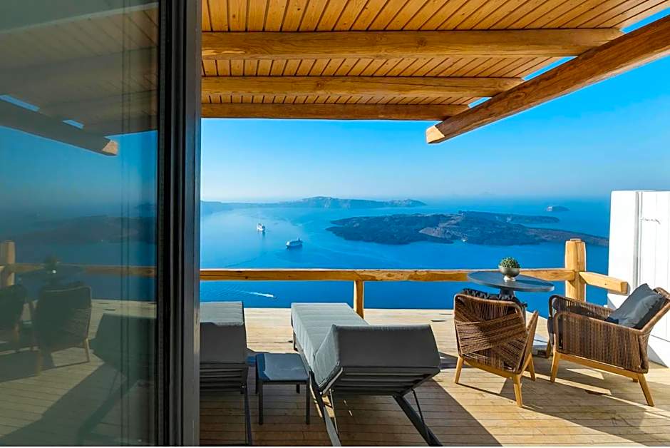 Aqua Luxury Suites Santorini