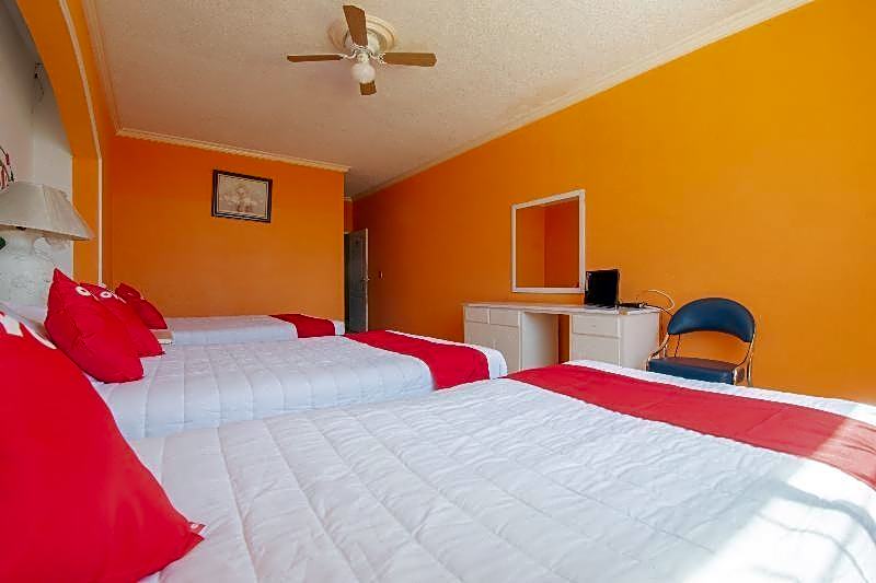 OYO Hotel Casino Del Valle