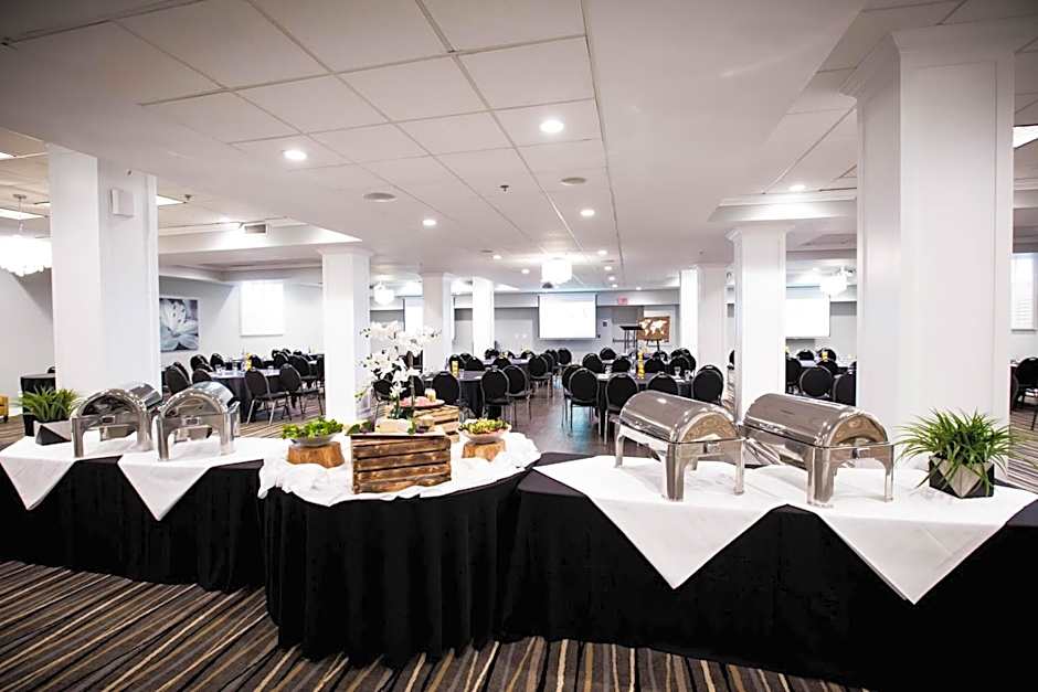 Cambridge Hotel and Conference Centre