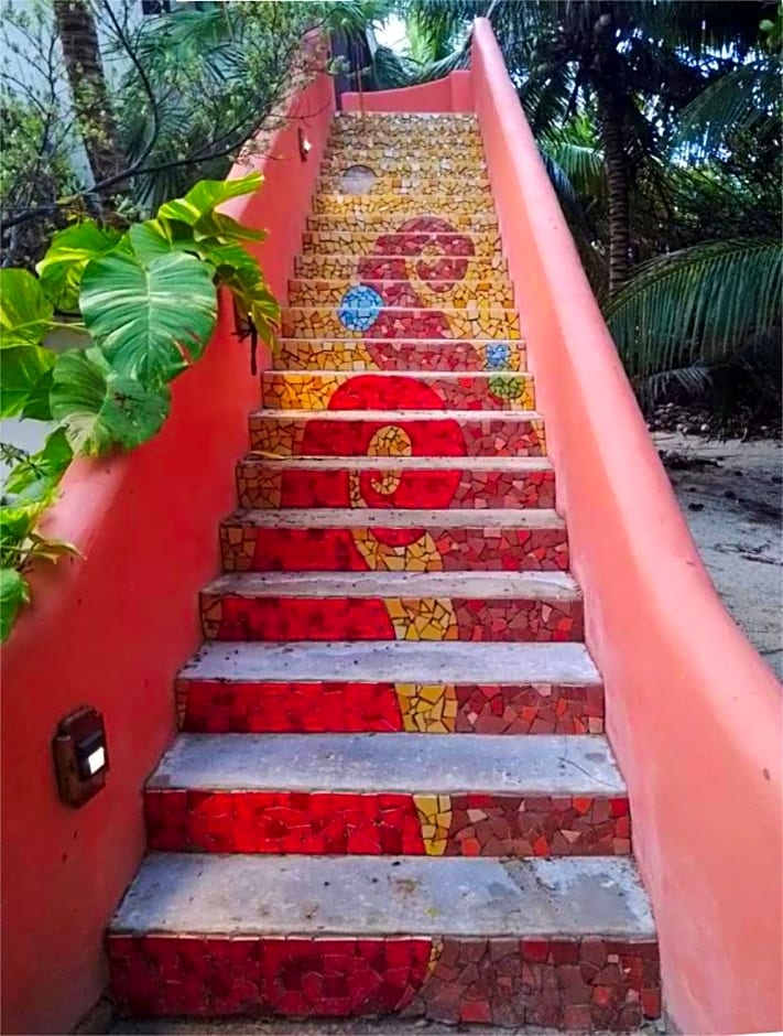 Mayan Beach Garden Inn