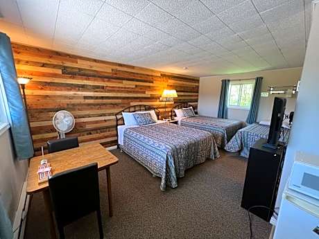 Superior Family Room