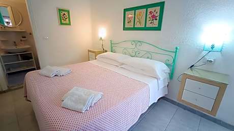 Economy Double or Twin Room