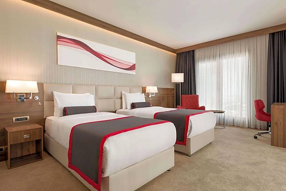 Photo 1 of 4 of Deluxe 2 Beds, City View