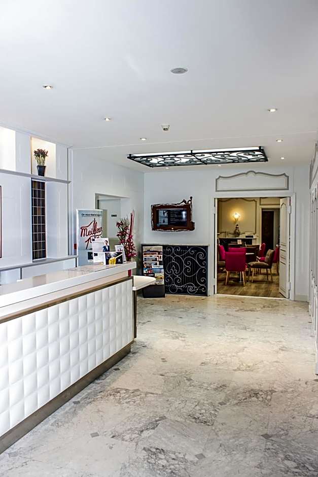 Kyriad Hotel Tours Centre