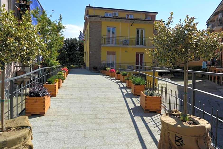 Pavia Ostello — 50 fotoğraftan 1. fotoğraf