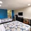 Scottish Inn & Suites