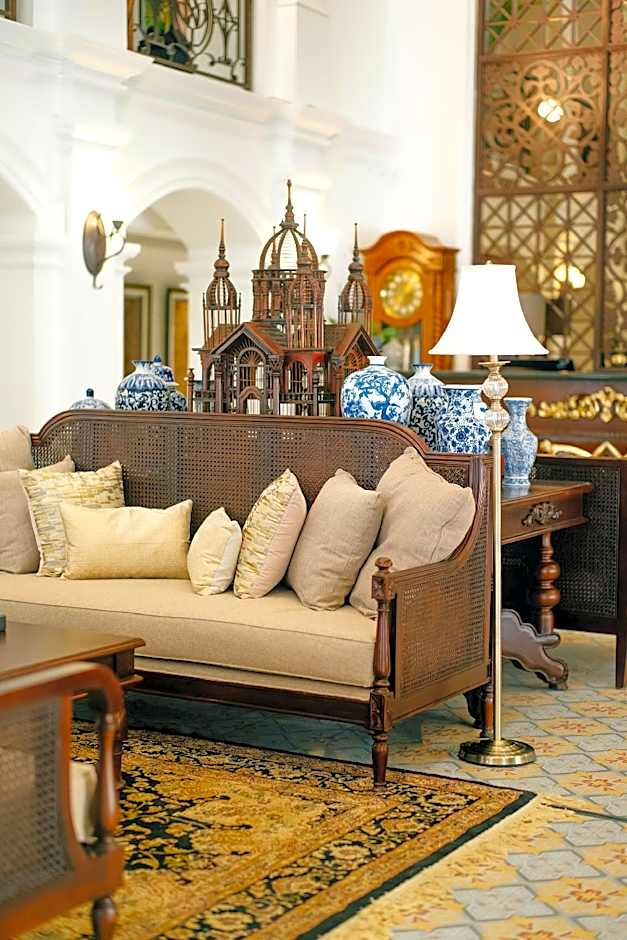 MAHALAYA The Legacy Hotel