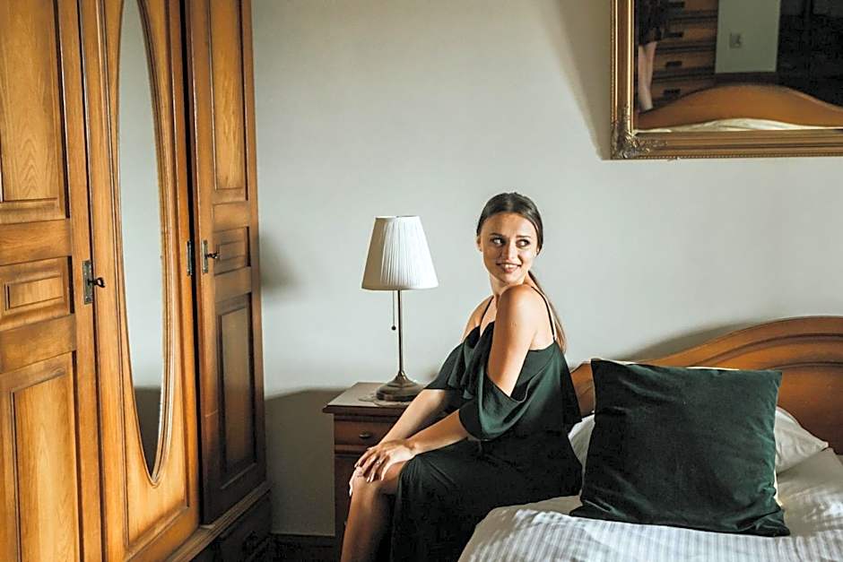 Hotel Dwa Księżyce