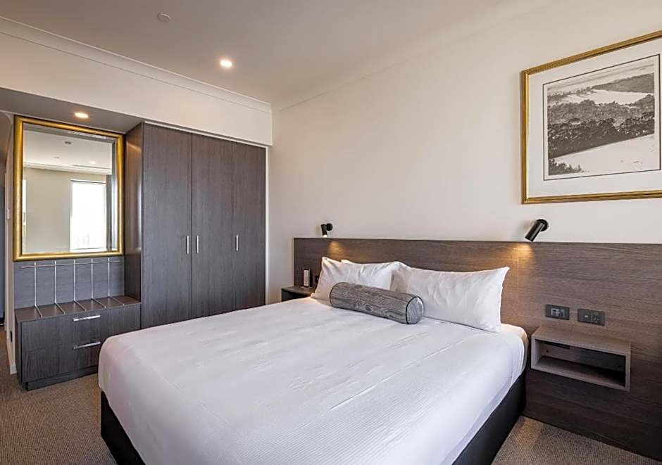 Duxton Hotel