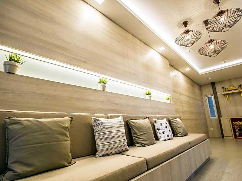 Central Place Angsila