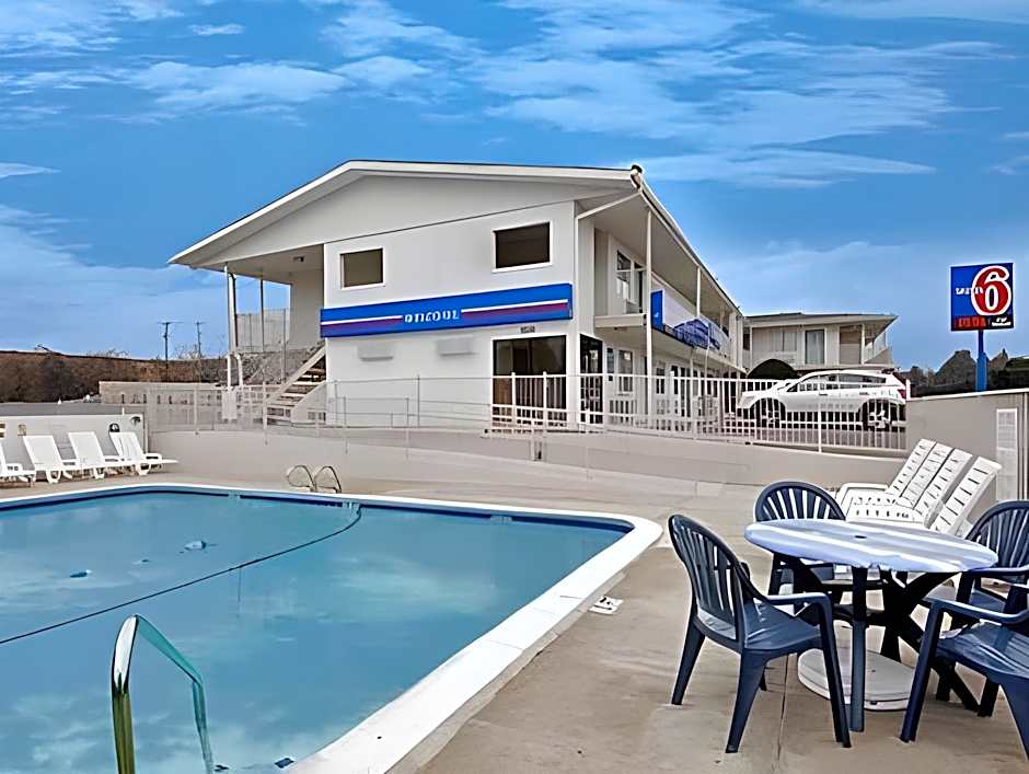 Motel 6 Jonesboro