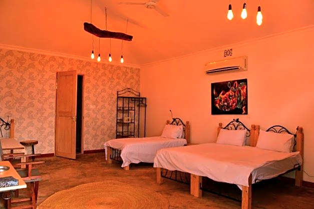 Boulevard Inn Mt Meru