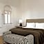NĒRO Boutique Hotel