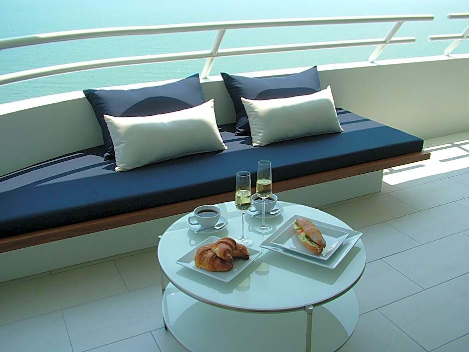 Yambay Hua Hin Beachfront