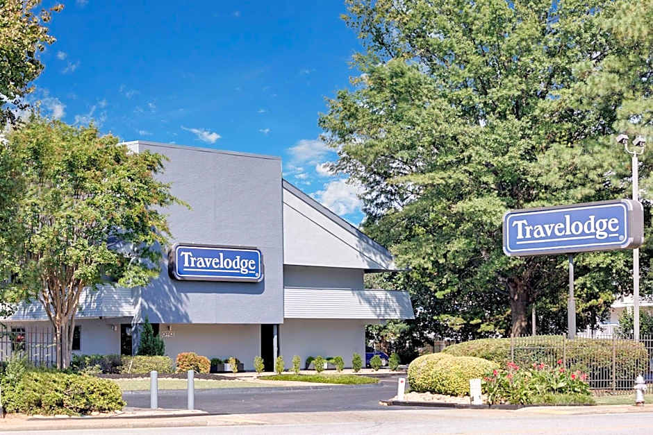 Travelodge by Wyndham College Park