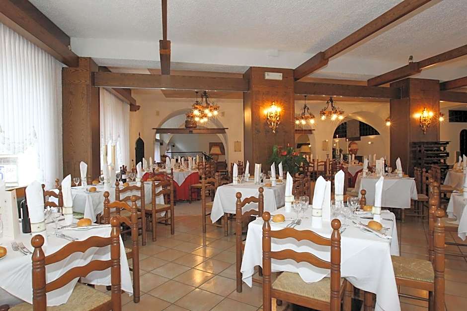 Olympic Turismo Antico Borgo Hotel