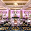 Hotel Roanoke - Conference Center Curio Collection by Hilton