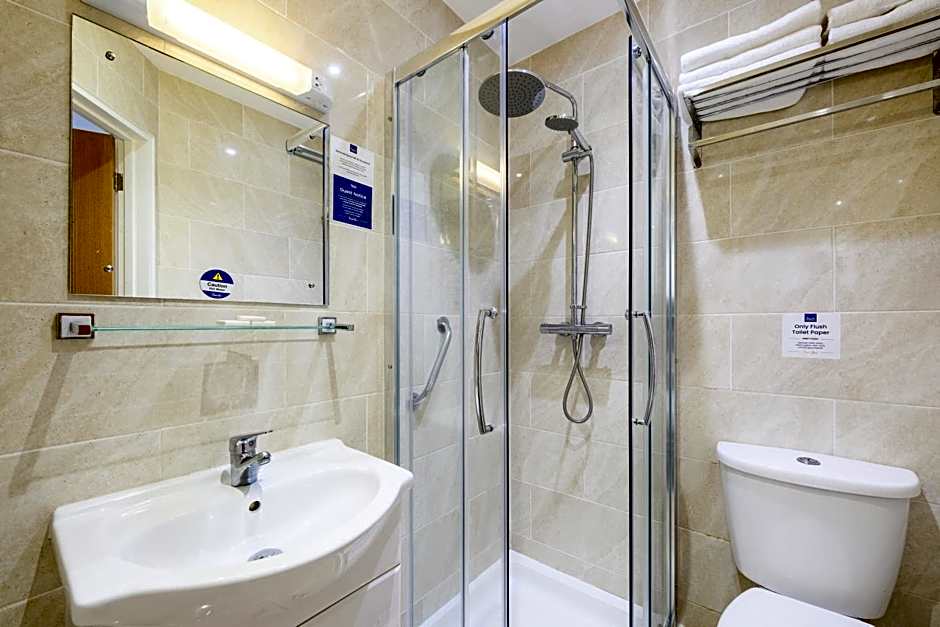 The Sandringham Hotel