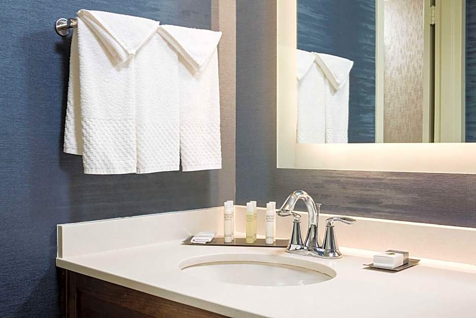 DoubleTree by Hilton Hotel Boston-Andover