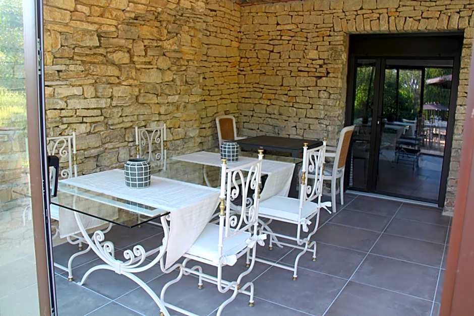 Le Hameau Fleur de Pierres , Chambre , Gite et Table d'Hôtes