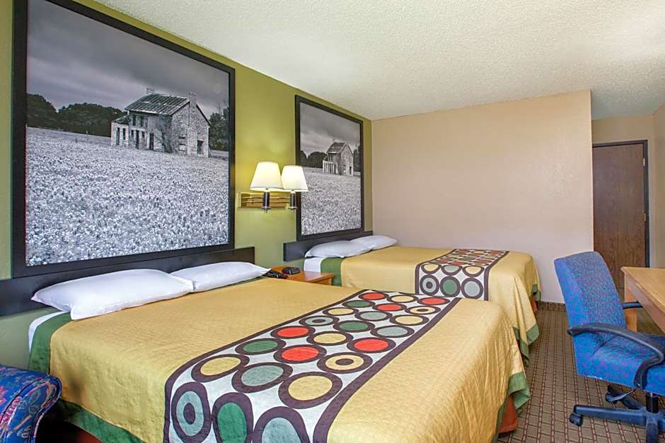 Super 8 by Wyndham Sherman