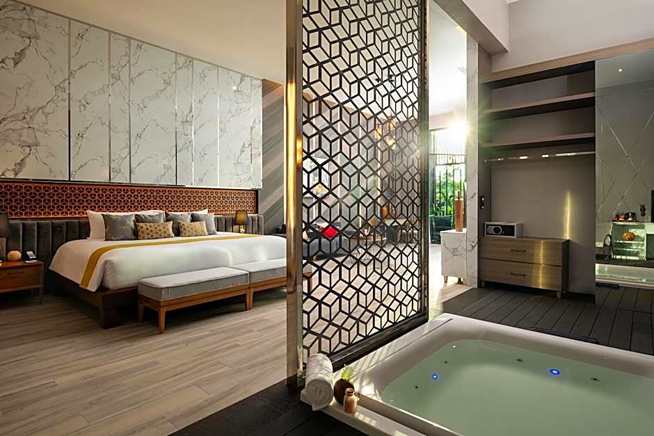 The Gems Mining Pool Villas Pattaya