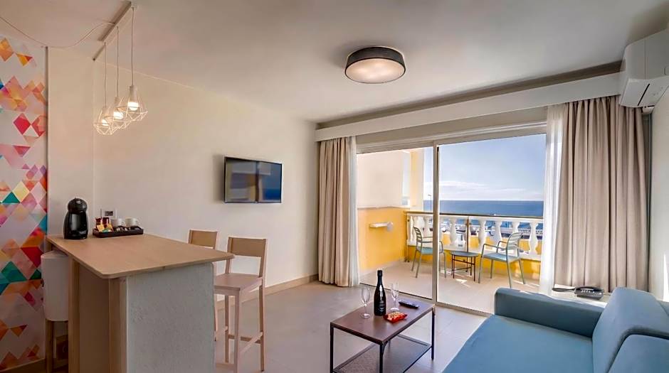 Servatur Isora Suites