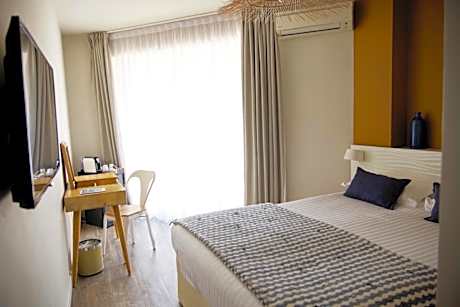 Double Room with Terrace with Hill View