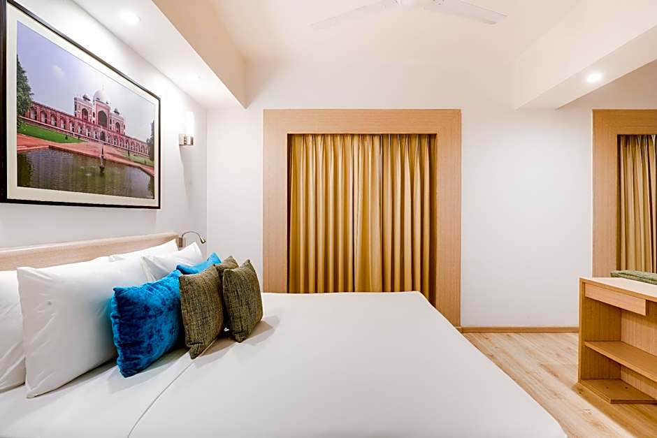 Red Fox by Lemon Tree Hotels, Sector 60, Gurugram