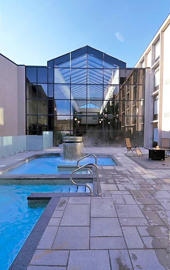 Hotel Universel, Centre De Congres Riviere-Du-Loup