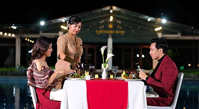 Kusuma Sahid Prince Solo Hotel