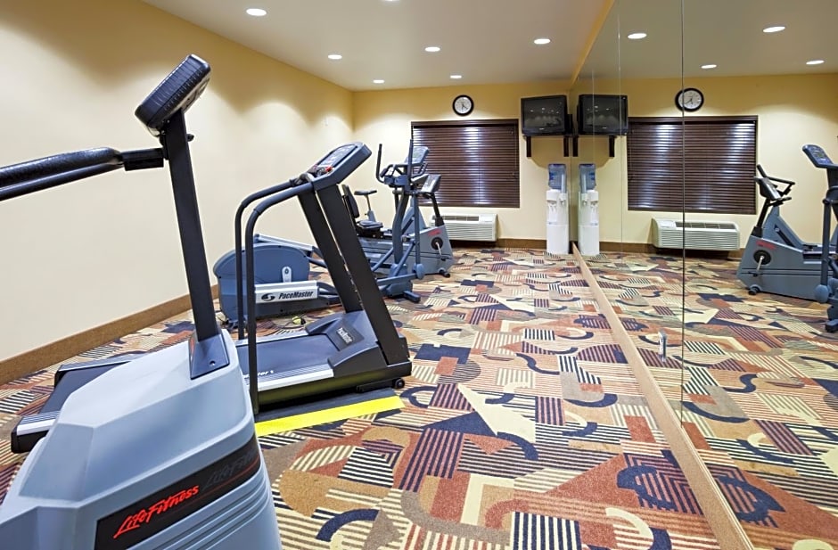 Holiday Inn Express Hotel & Suites Sioux Falls-Brandon, an IHG Hotel