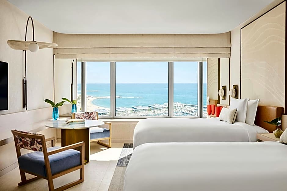 Photo 1 of 4 of 2 Double Beds, Sea View