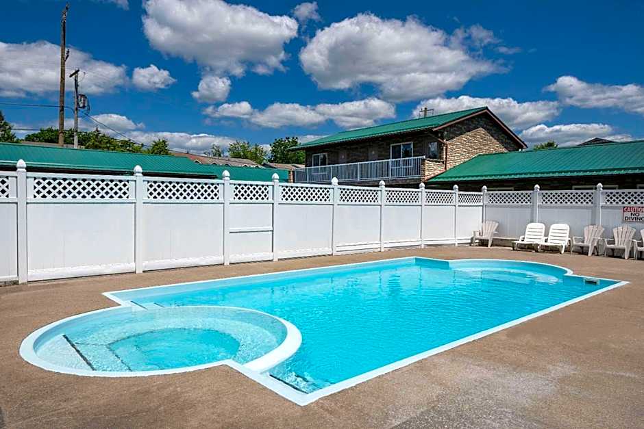 Howard Johnson by Wyndham Gananoque