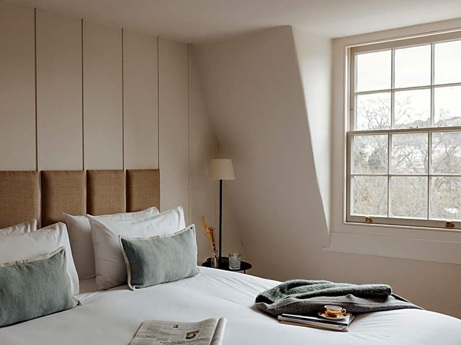 No 15 by GuestHouse, Bath