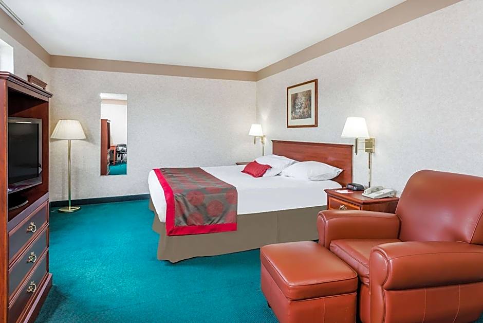 Ramada by Wyndham Strasburg Dover
