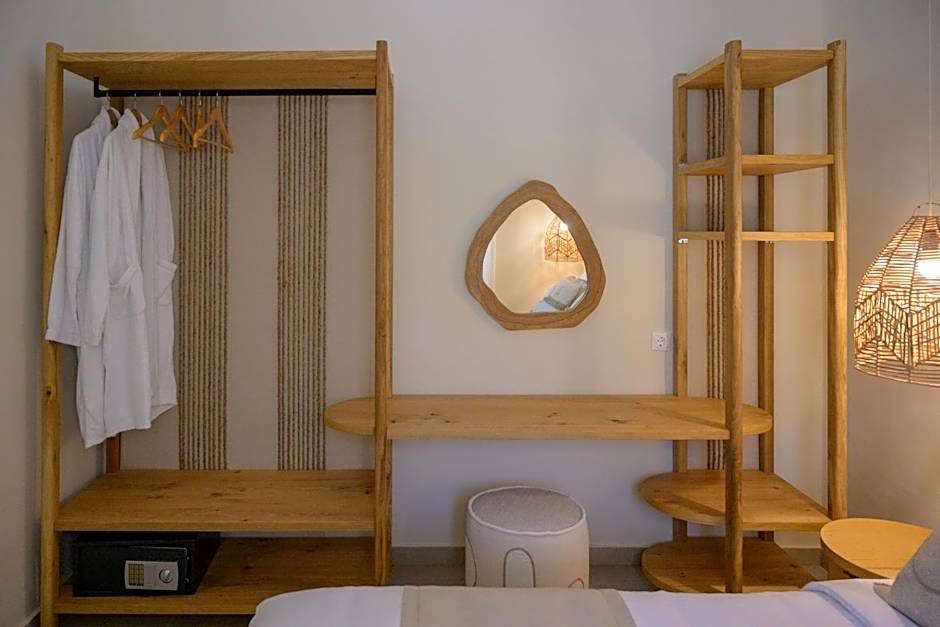 Oikies Small Elegant Houses