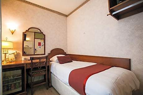 Single Room with Shared Shower and Toilet