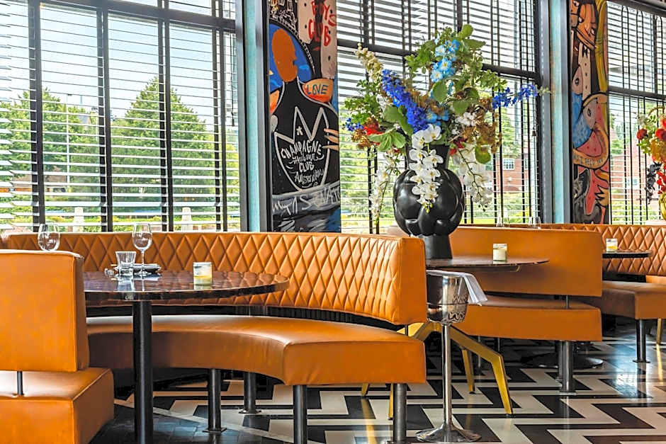 Apollo Hotel Amsterdam, a Tribute Portfolio Hotel