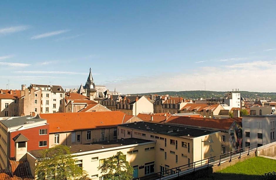 Chambre d'hôtes Au Coeur De NancyB&B