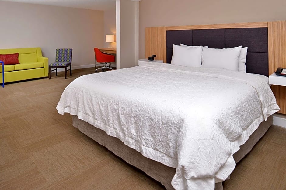 Hampton Inn By Hilton Greensboro-East