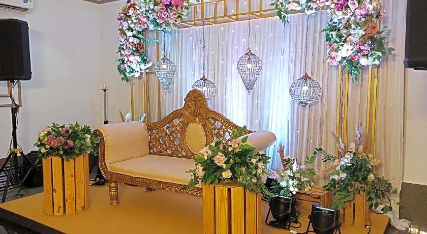 StayBird - B Suite Business Hotel 