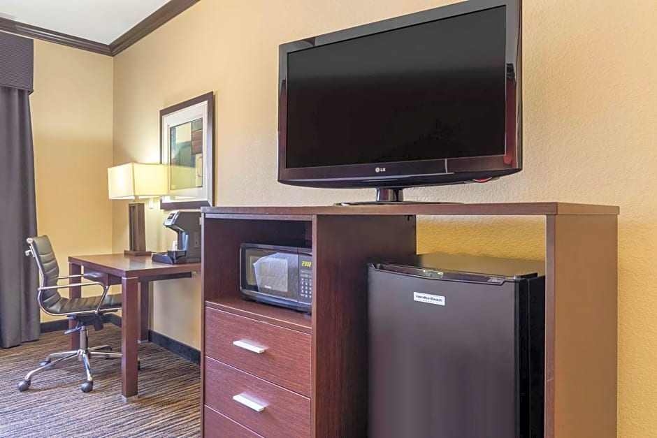 Best Western Plus Classic Inn And Suites