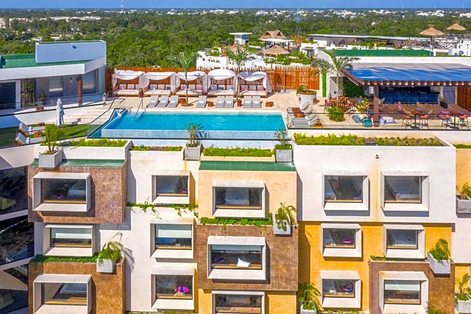 Aloft Tulum