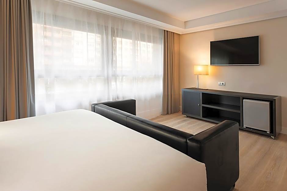 B&B HOTEL Vitoria General Álava