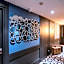 Hotel le Cinq Hyper - Centre